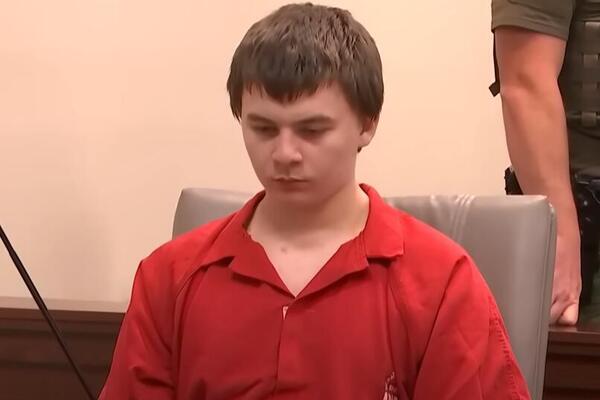 MAJKA OČI U OČI SA UBICOM KOJI JE IZBO NJENU ĆERKU 114 PUTA: Njene reči KIDAJU NA KOMADE, a njegova REAKCIJA...