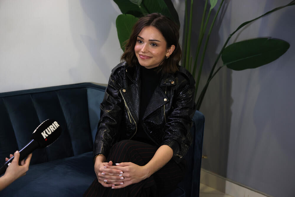 U subotu će pristalice obe pevačice izneti svoje zahteve ispred zgrade RTS-a