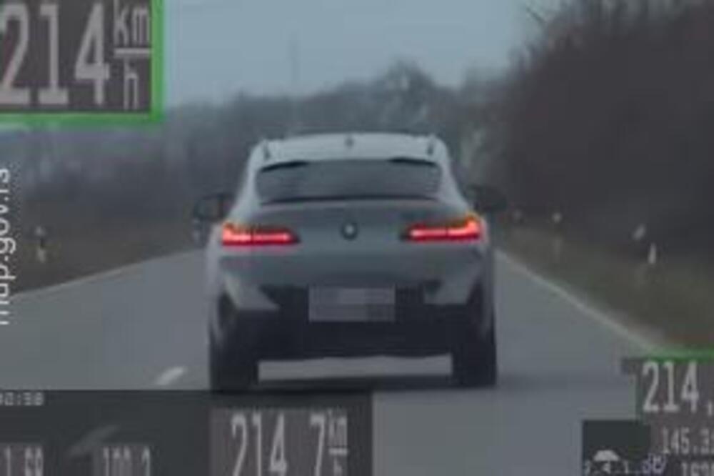 ŽENA DIVLJALA BMW-om 200 NA SAT NA PUTU DOLJEVAC - NIŠ: Policajci jurili za njom, a ONDA... (VIDEO)