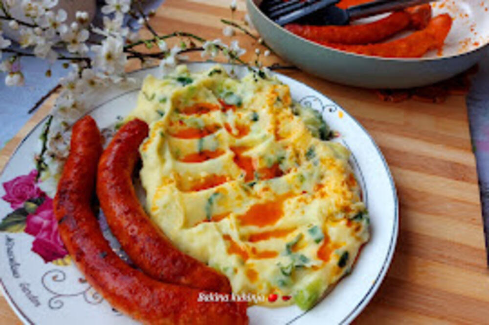 OVAJ PIRE MOŽE I NAJMLAĐA KUVARICA DA NAPRAVI: Biće NAJKREMASTIJI ako mu dodate jedan HLADAN SASTOJAK