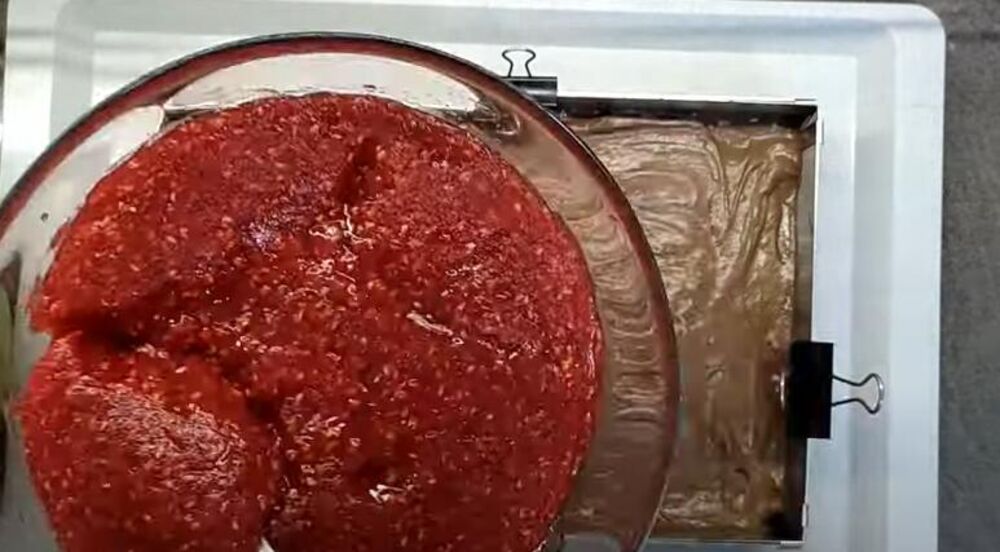 Filovanje posne 'Baron' torte