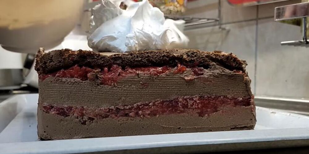 Šlag preko posne 'Baron' torte