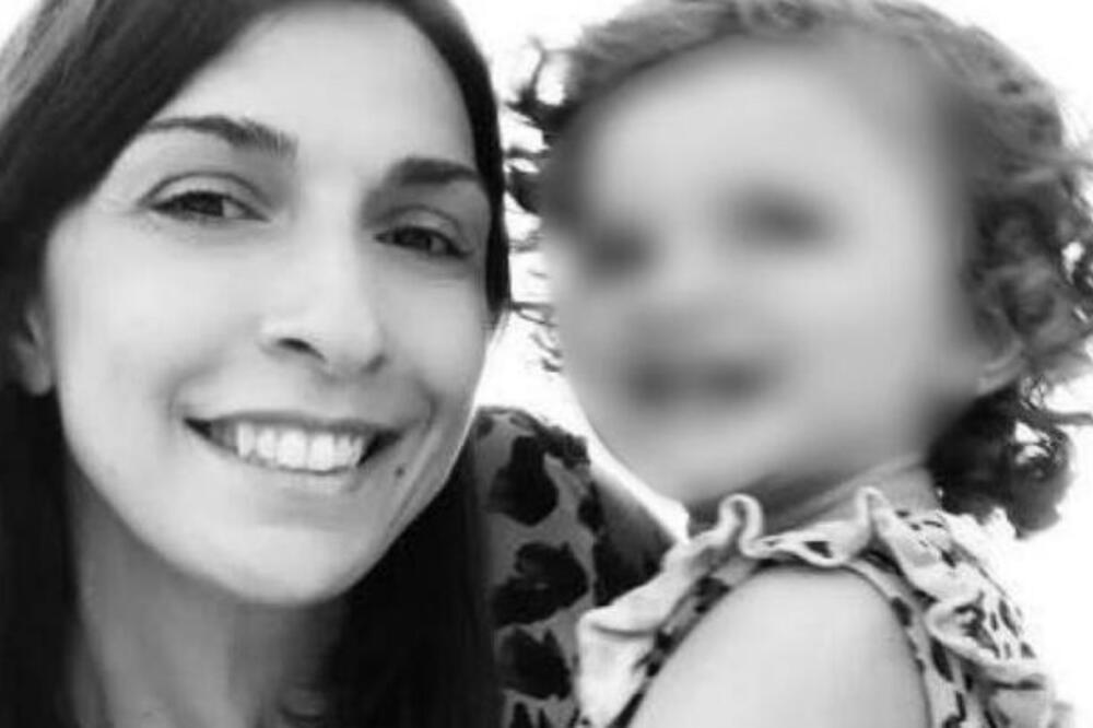 DVOGODIŠNJU ĆERKU UGUŠILA JASTUKOM, PA OSTAVILA PORUKU KOJA LEDI KRV U ŽILAMA! Reči OČAJNOG OCA kidaju na KOMADE