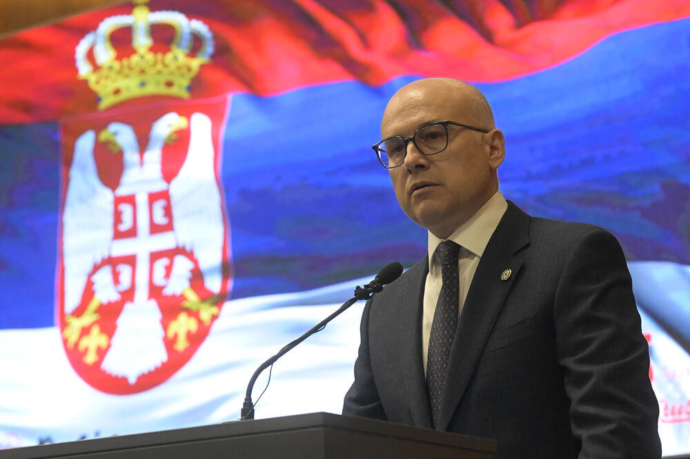 KO JE MILOŠ VUČEVIĆ, MANDATAR ZA SASTAV NOVE VLADE SRBIJE? Ovo je njegova biografija!