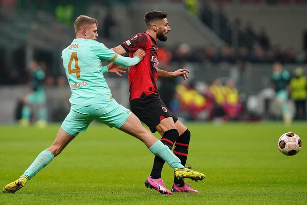 JOVIĆ SE NIJE NAIGRAO: Milan opravdao ulogu favorita - Marsej demolirao Viljareal