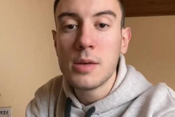 LAZAR SE JAVNO ZAHVALIO ŽENAMA, A MUŠKARCE POPLJUVAO SAMO TAKO: "99 posto njih to radi, ali ONE SU DRUGAČIJE"