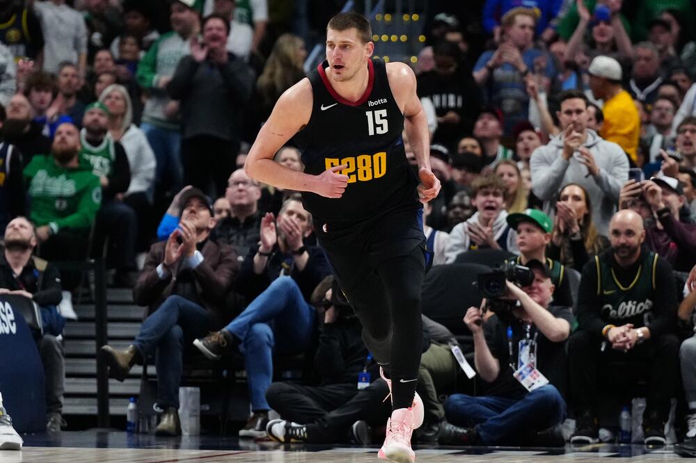 ZBOG OVOGA JE JOKIĆ DOBIO TEHNIČKU: Nikola nije mogao da se smiri - krenuo ka sudiji (VIDEO)