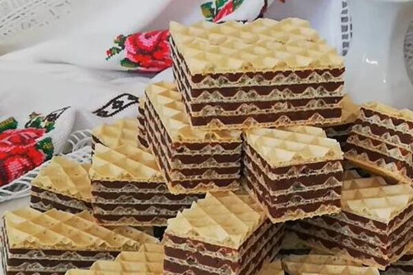 POSNE OBLANDE SA ČOKOLADOM: Najbolja poslastica za Uskršnji post - recept iz pocepane sveske naših baka