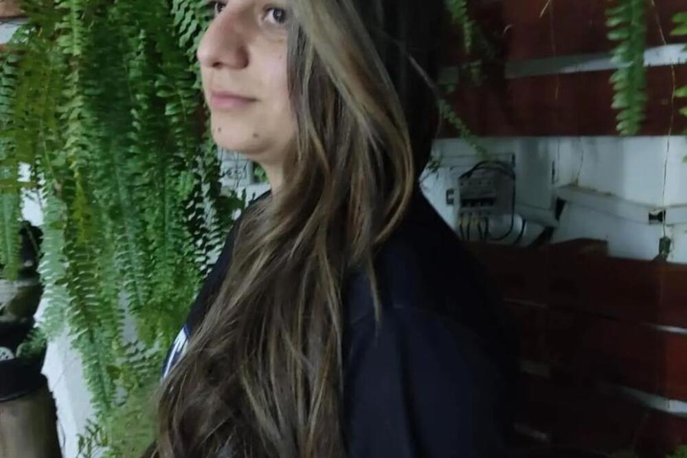 OVO JE LAŽNA DOKTORKA KOJA JE KUPILA DIPLOMU ZA 800 DINARA! Radila sa oko 30 ljudi pre nego što je UHAPŠENA (FOTO)