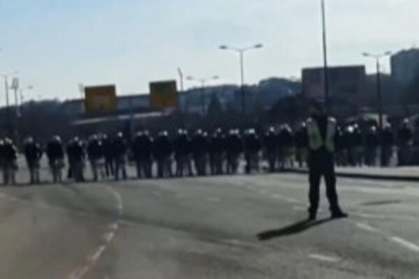 Pogledajte kako izgleda Autokomanda neposredno pred Večiti derbi! Žandarmerija sve blokirala! (VIDEO)