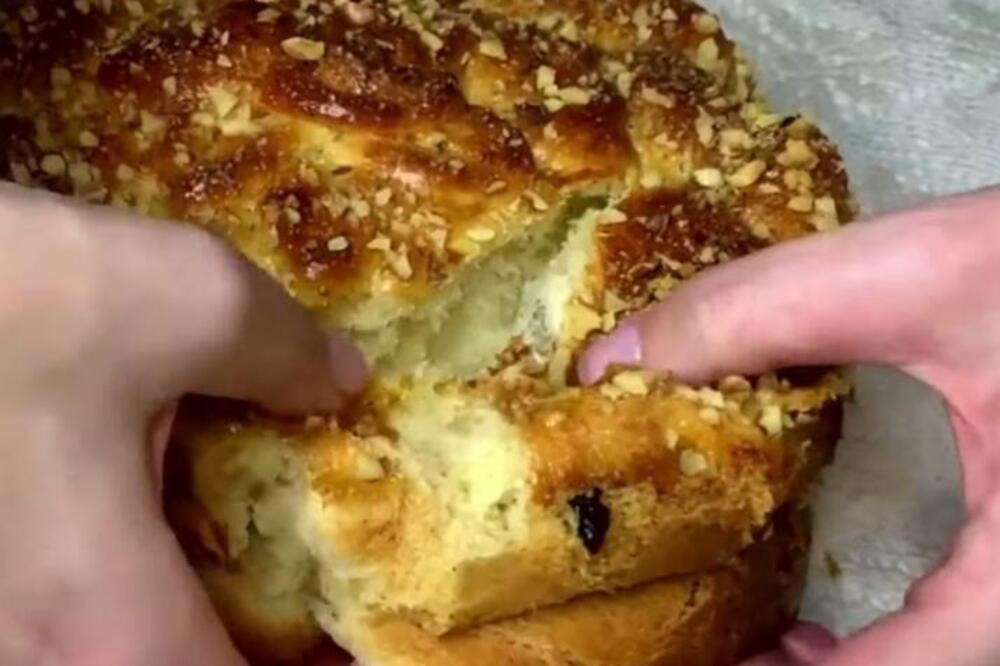 NAJMEKŠI TRADICIONALNI HLEB ZA USKRS SA SUVIM VOĆEM: Bugarski ''KOZUNAK'' - zapišite recept i uveličajte praznik