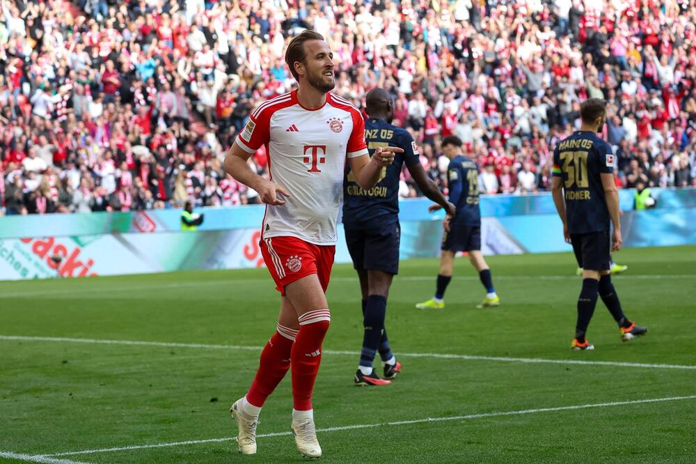 BAVARSKA MAŠINA ISKALILA BES NAD MAJNCOM: Kejnov het-trik u OSMICI Bajerna!