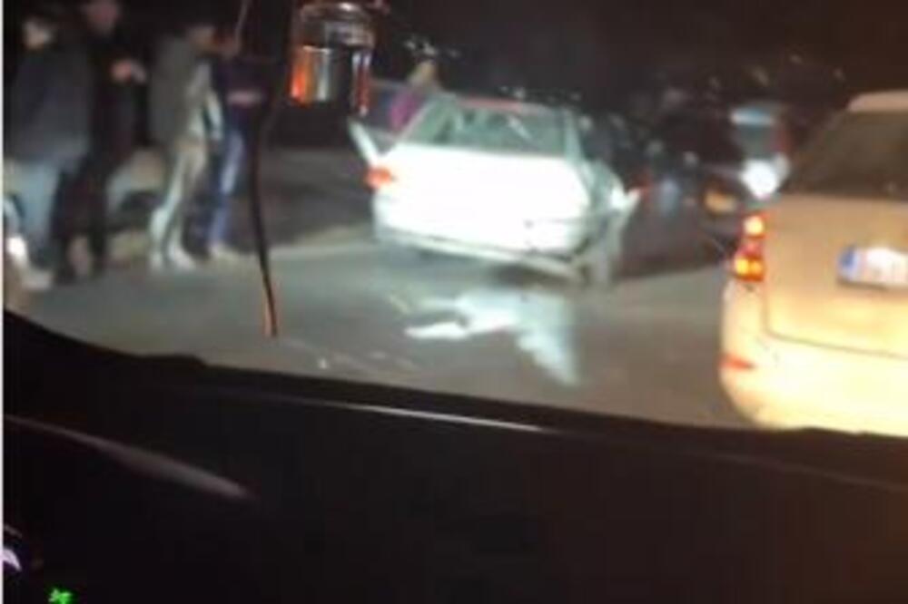 ŠTA SE OVO DEŠAVA?! Još jedna saobraćajka na Begaljičkom brdu, stvara se ogromna gužva ka Beogradu (VIDEO)