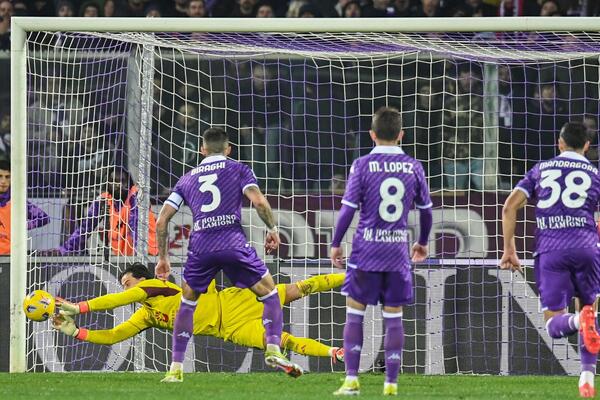 SVILAR PONOVO HEROJ ROME: Mile odbranio još jedan penal! (VIDEO)