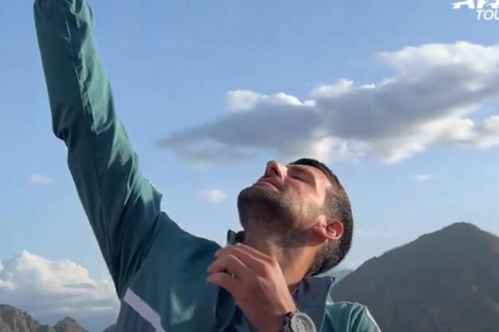 NAVIJAČI MU NAŠLI NOVO ZANIMANJE, PA POTOM PRIREDILI IZNENAĐENJE: Đoković je počastvovan OVAKVOM nagradom! (VIDEO)