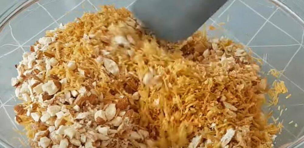 Smeda za ukrašacanje turske torte 'kadaif'