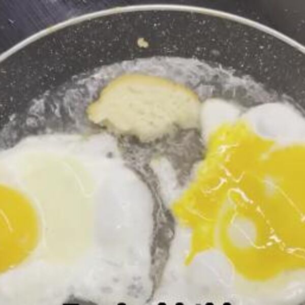 Ovu hranu nikako ne stavljajte u teflonski tiganj: Posledice mogu biti ozbiljne