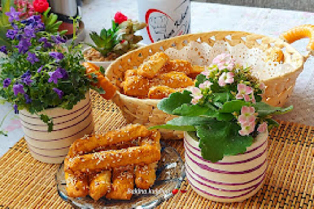 SLANI ŠTAPIĆI BEZ MEŠENJA I ČEKANJA: Ovaj hrskavi doručak napravićete USPUT dok se spremate za posao (RECEPT)