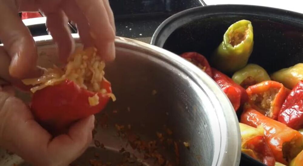 Punjenje posnih paprika na vodi