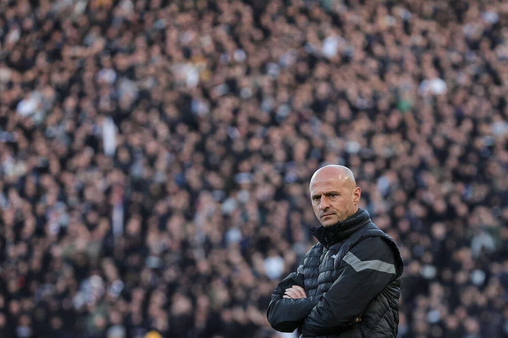 "IGOR TREBA DA OSTANE, OVO NIJE DEBAKL!" Legenda Partizana pružila podršku Duljaju (FOTO)