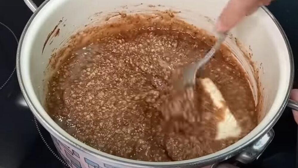 Pravljenje fila za bugarski kolač 'čokoladne ruševine'