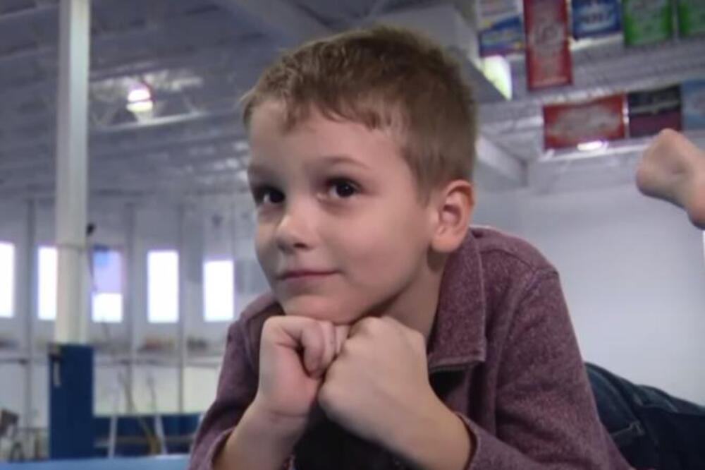 SIROTOM DEČKU NIKO NIJE DOŠAO NA ROĐENDAN: Onda su došli oni i UGASILI SU TUGU jednim potezom (VIDEO)