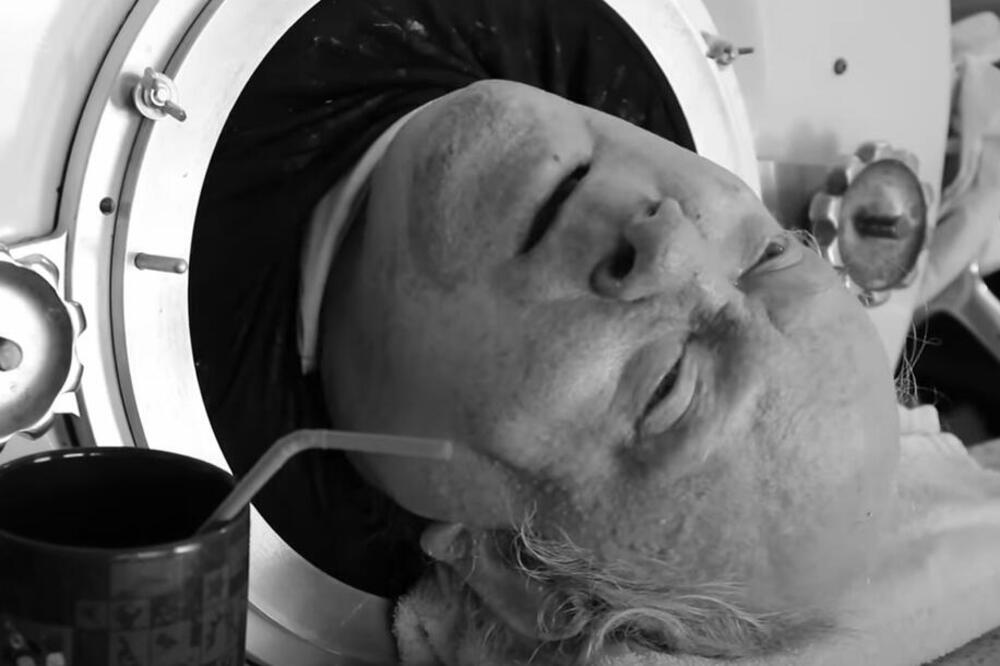 PREMINUO ČOVEK KOJI JE 70 GODINA ŽIVEO SA ČELIČNIM PLUĆIMA! Decenijama živeo u kutiji, ostao paralizovan nakon...