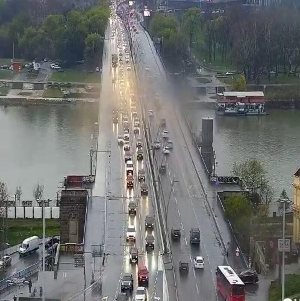 Kiša i kolaps u saobraćaju