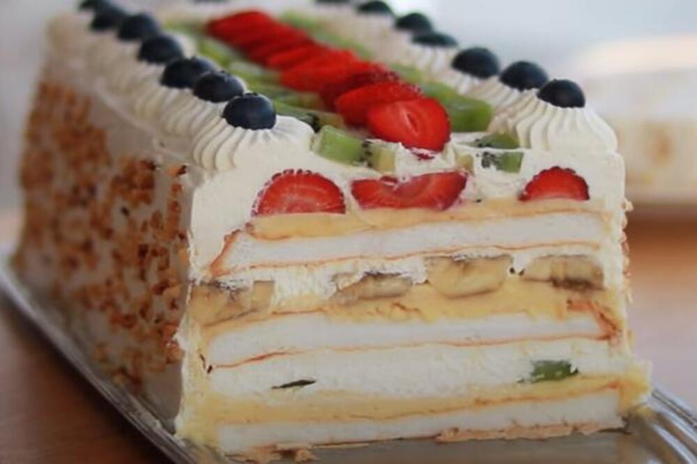 NAJFINIJA TORTA "LEDENI VETAR" - BEZ PEČENJA KORA: Najednostavniji recept za najkremastije voćno zadovoljstvo