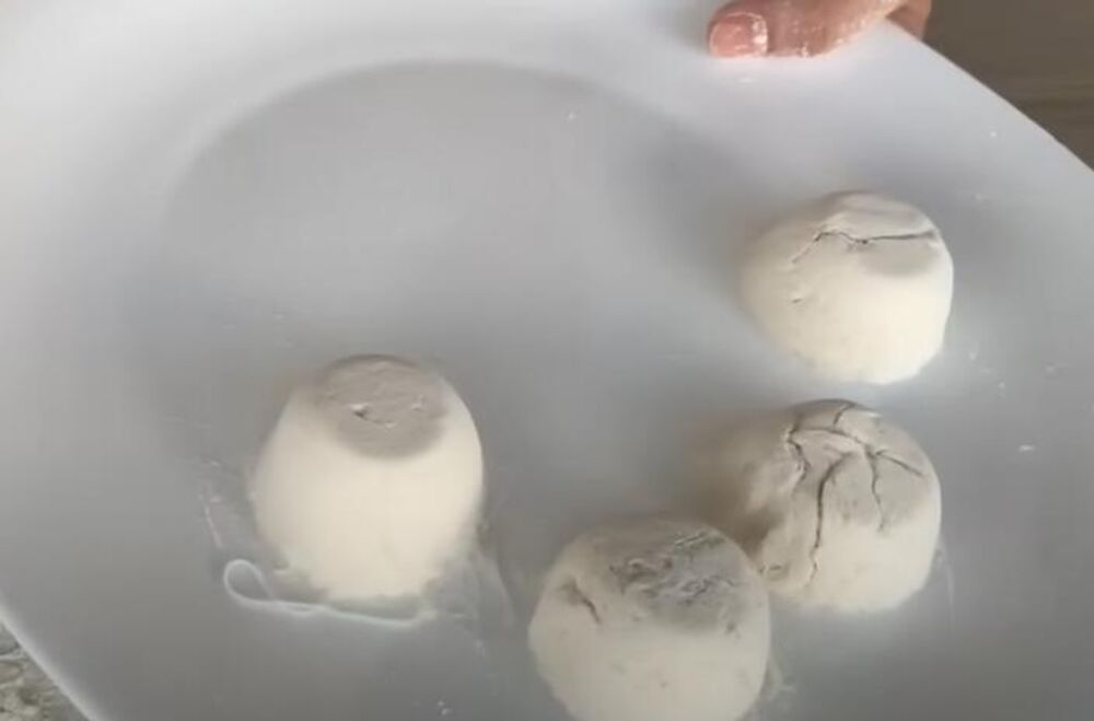 Oblikovanje turskog kolača 'pišmanije'