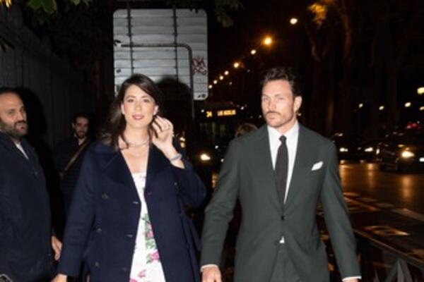 ONA JE PRELEPA BOGATAŠICA, A TEK DA ČUJETE KAO SE UDALA: Prišao joj na ULICI ZA SLIKU, a onda se desilo NEOČEKIVANO