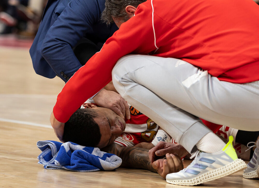 Povreda Jaga dos Santosa na meču protiv Makabija 