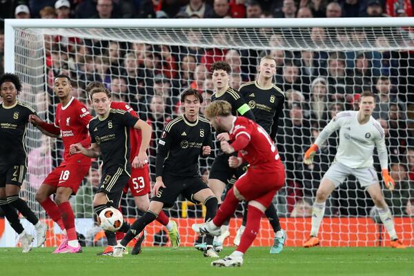 LUDNICA U LEVERKUZENU: Bajer u 97. minutu režirao NESTVARNI PREOKRET, Liverpul se jedva zaustavio - Srbin se upisao