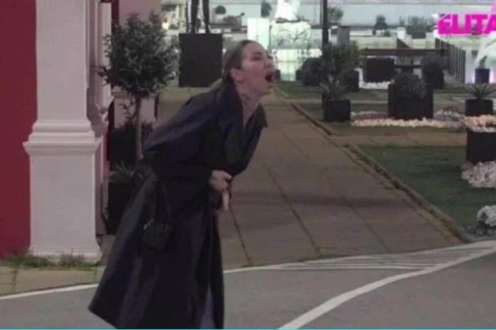 ANELI AHMIĆ NAPUŠTA ZADRUGU? Urlala i VRIŠTALA na sav glas, SPAKOVALA SVOJE STVARI