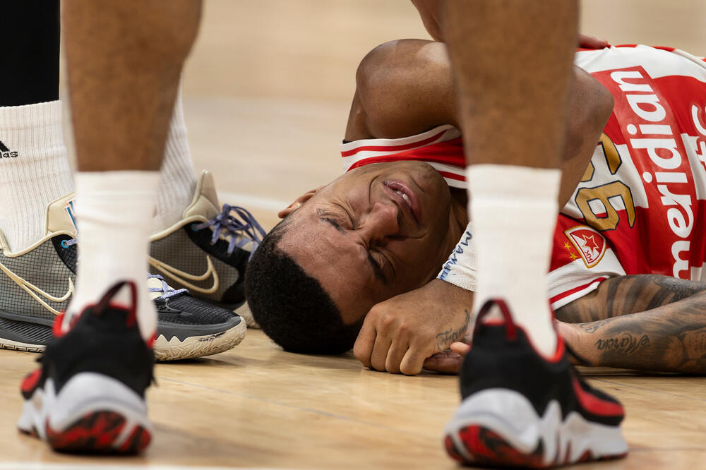 JAGO SE JAVIO IZ BOLNICE! Poznato u kakvom je stanju (FOTO)