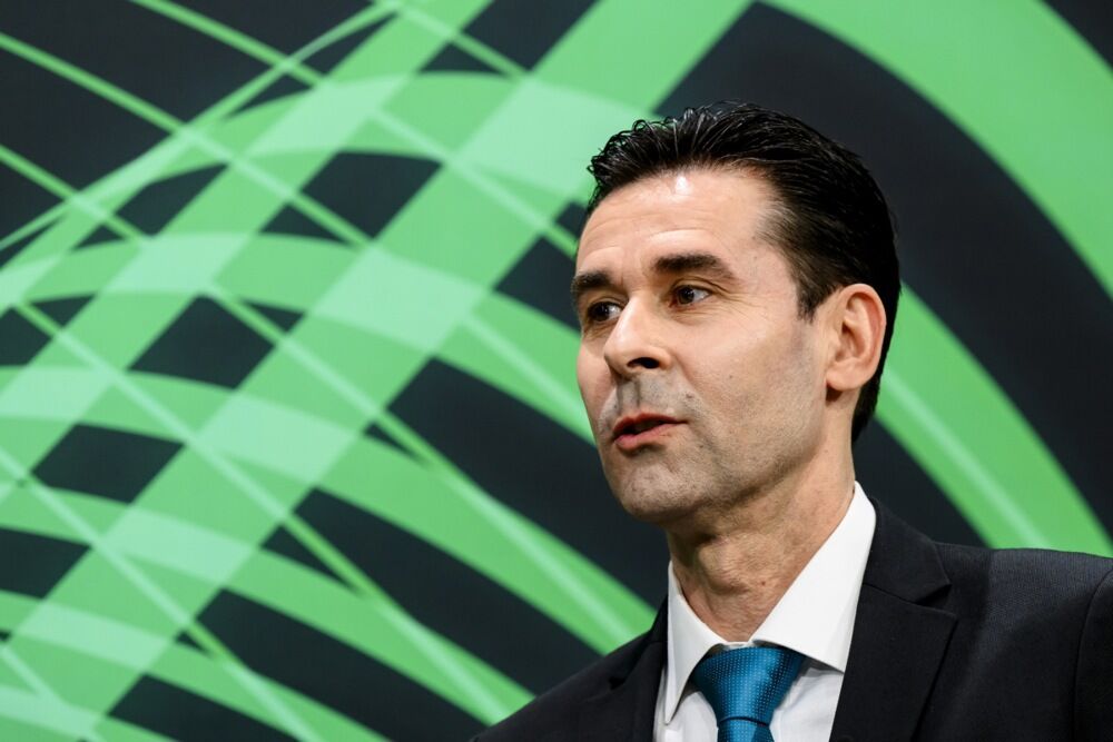  Vasilijas Ciartas na žrebu Lige konferencija