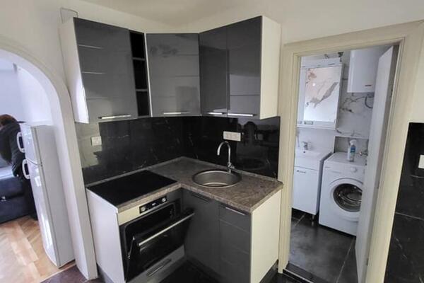 ''MALO SUTRA ĆETE NAĆI STANARE, LUDACI": Stan u sklopu kuće u Žarkovu izdaju za 600 evra, ljudi poludeli