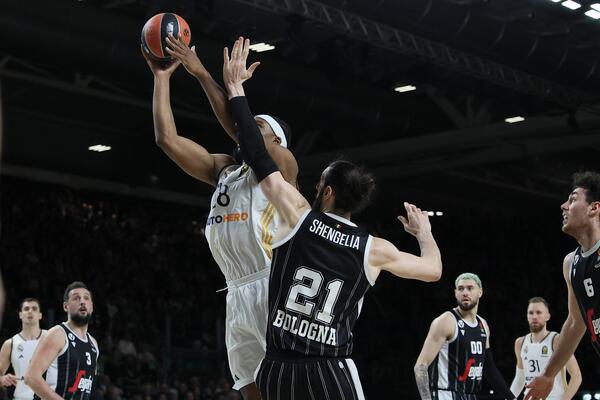 REAL RUTINSKI SA VIRTUSOM U BOLONJI!