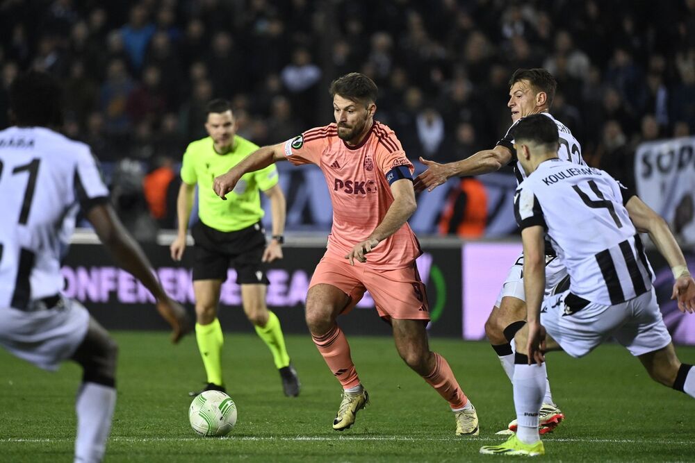 Bruno Petković na utakmici PAOK-a i zagrebačkog Dinama