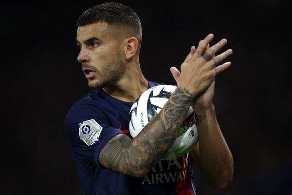 Poznati francuski fudbaler optužen za trgovinu ljudima!