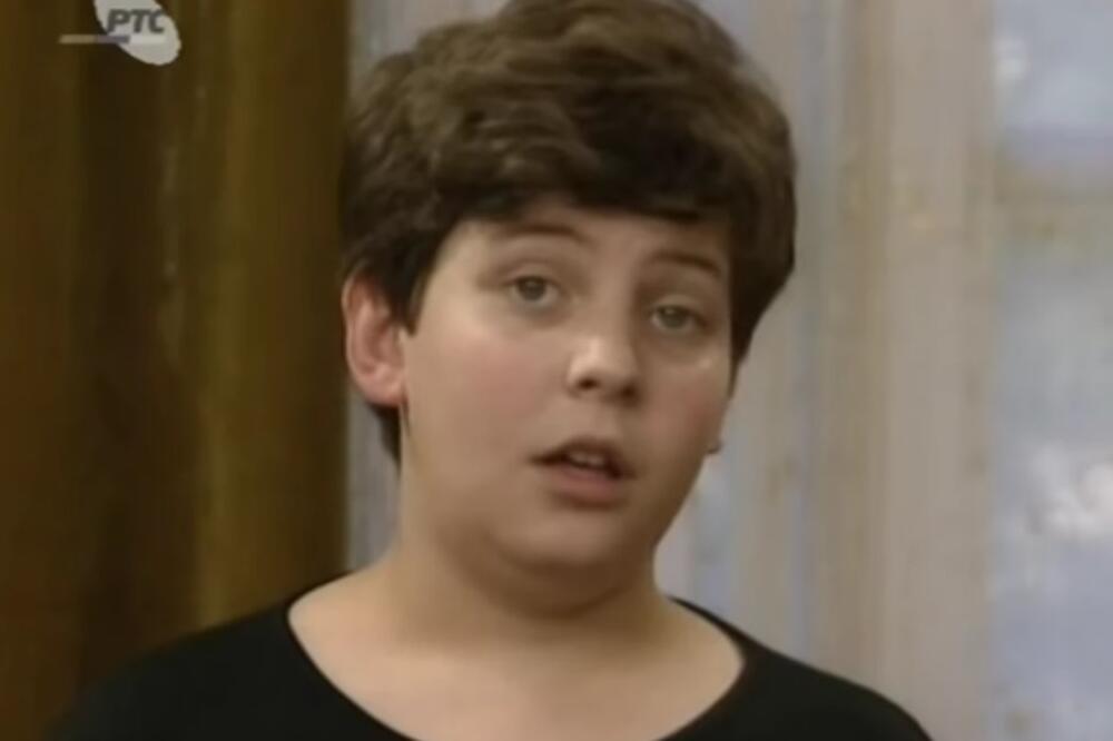 BIO JE NAJPOZNATIJE DETE U SRBIJI, A SAD BI GA MALO KO PREPOZNAO: Promenio LIČNI OPIS, a bavi se NEOBIČNIM POSLOM