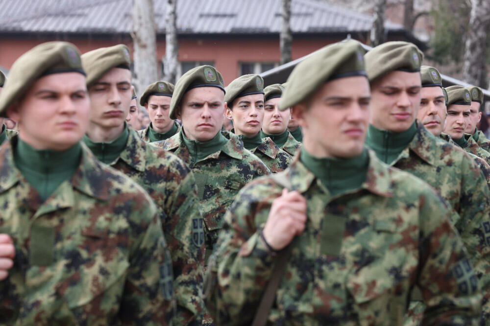 Vojni rok će trajati 75 dana, a ko će morati da ostane duplo duže? Poznat i tačan datum kada sve počinje