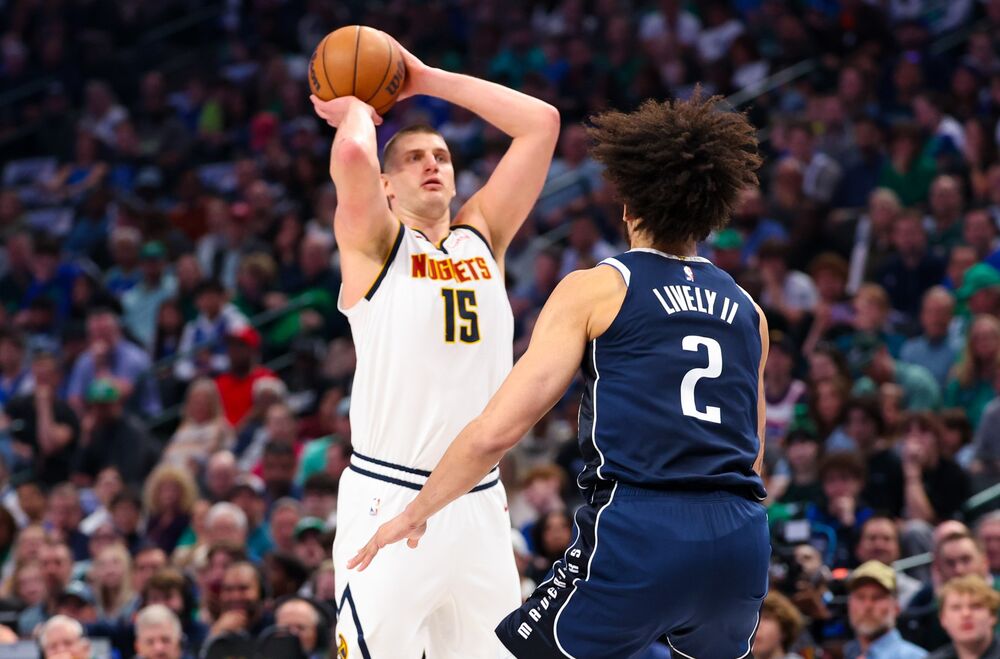 Nikola Jokić na meču protiv Minesote 