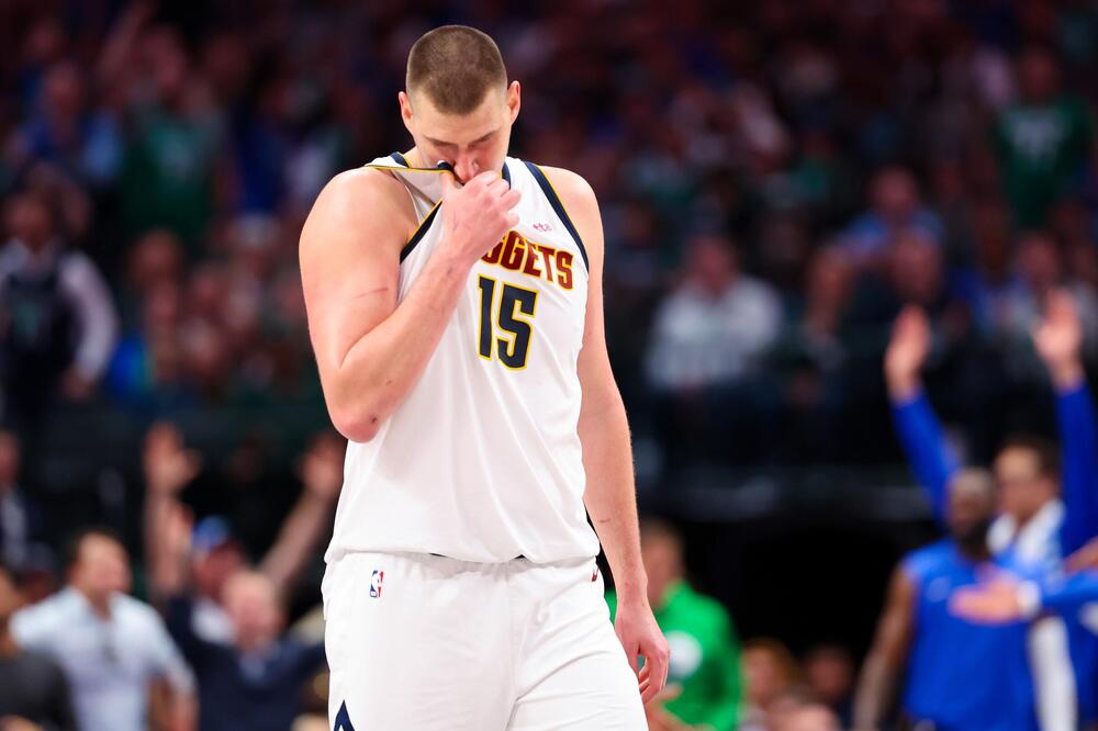 "IZVINITE": Jokić sa knedlom u grlu saopštio ono što niko nije želeo da čuje!