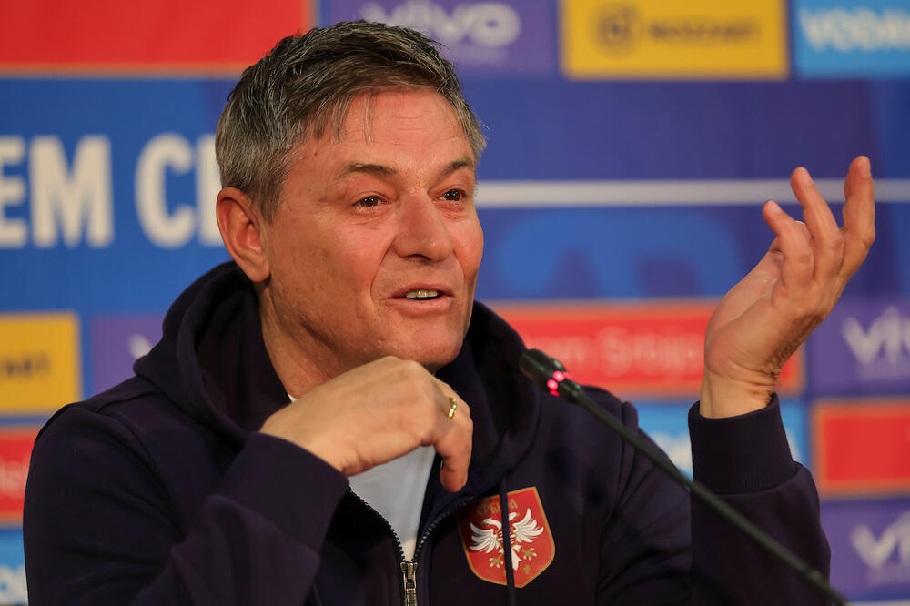 KO JE PIKSIJEVA "DEVOJKA ZA SVE?" Selektor za jednog igrača rekao da "ne zna gde je" (FOTO)