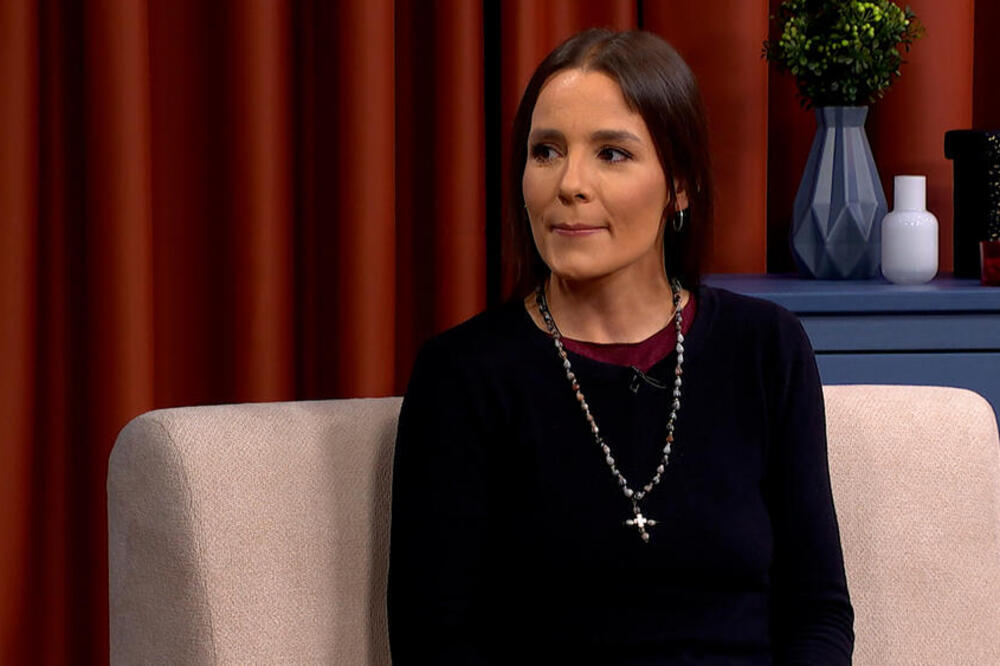 ANA MIHALJICA UŠLA U CENTAR ZA SOCIJALNI RAD: Postoji verovatnoća da će decu danas odvesti kući