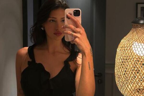 "NE DOMINIRA SAMO ON, NEMA ŠANSE DA JE NE PRIMETITE NA ULICI!" Italijani očarani lepotom sestre Srbina (FOTO)