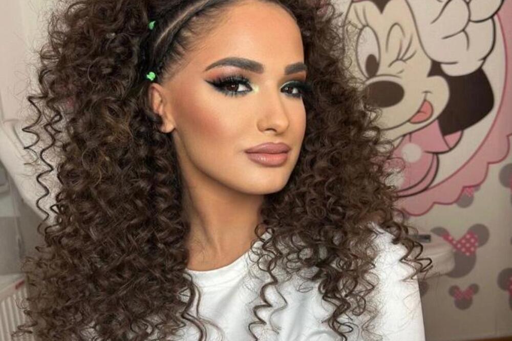 VELIKA TRAGEDIJA U DOMU SRPSKE PEVAČICE! PREMINUO JE TAKO MLAD: Oprostila se od BRATA emotivnom porukom