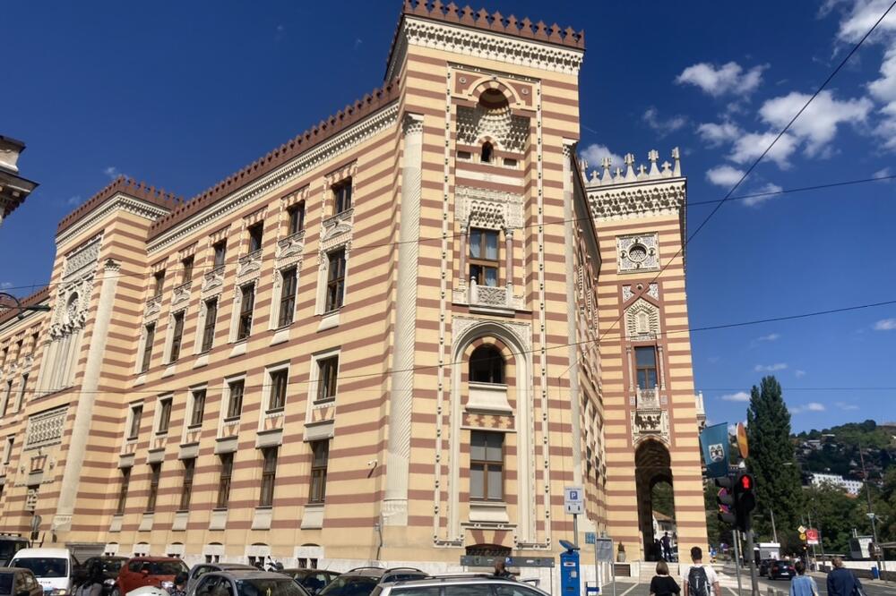 OVA KUĆA POSTOJI SAMO ZBOG INATA! Zanimljiva priča o kući zbog koje GRADSKA VIJEĆNICA zamalo nije napravljena