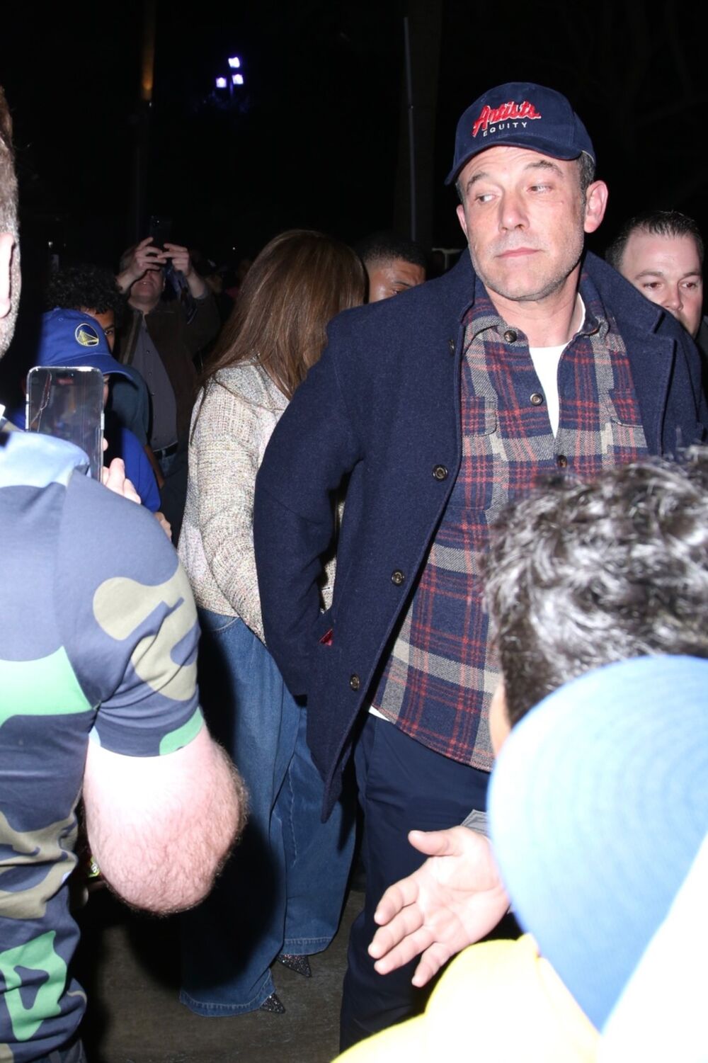 Bio je sportsko-elegantno odeven